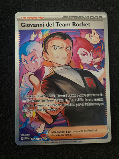 Giovanni del Team Rocket (DRI 238)