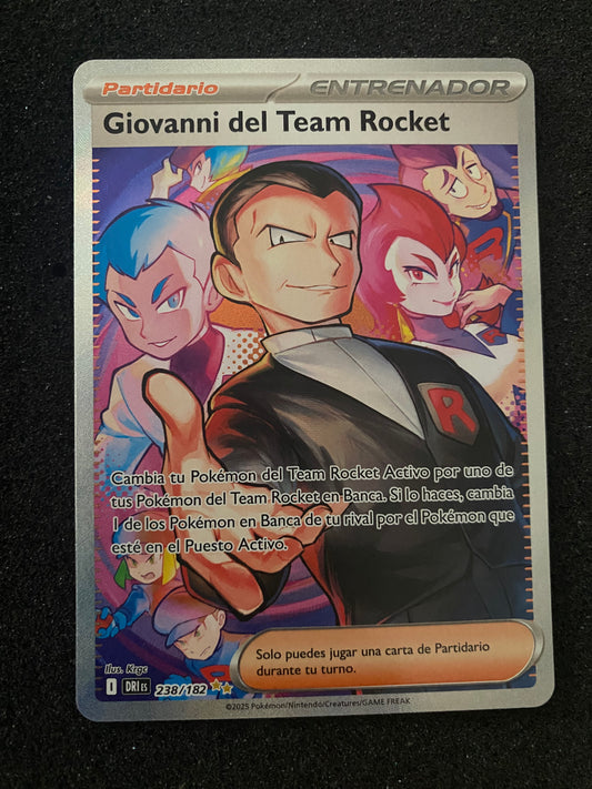 Giovanni del Team Rocket (DRI 238)